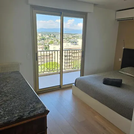 Blue - Floor, Sea View, Pool, Tennis Apartmán *