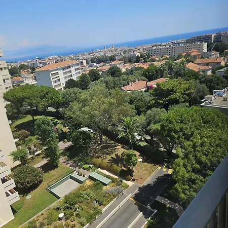 Blue - Floor, Sea View, Pool, Tennis Apartmán *
